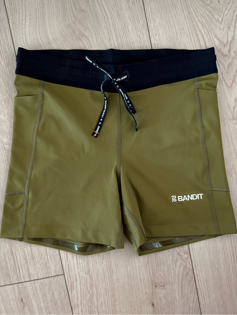 Bandit Women's Stamina 5" Compression Shorts